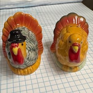 Turkey 🦃 Salt and Pepper Shakers